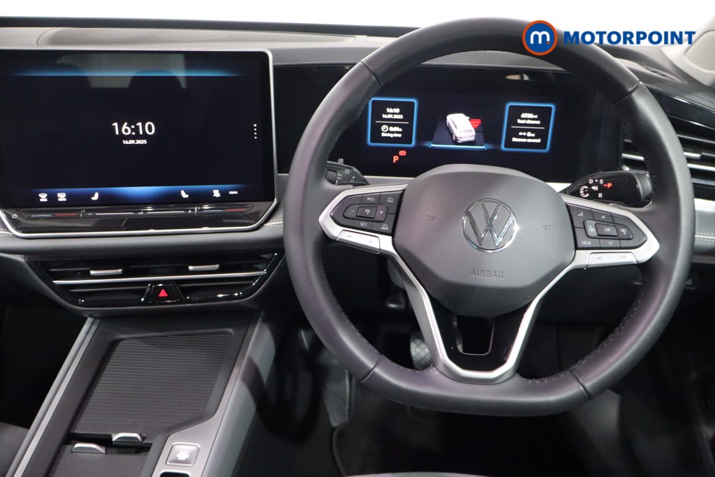 Volkswagen Passat Life Automatic Petrol Plug-In Hybrid Estate - Stock Number (1578157) - 3rd supplementary image