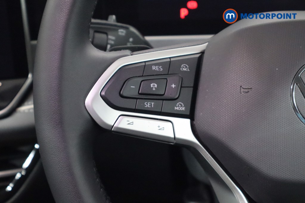 Volkswagen Passat Life Automatic Petrol Plug-In Hybrid Estate - Stock Number (1578157) - 7th supplementary image