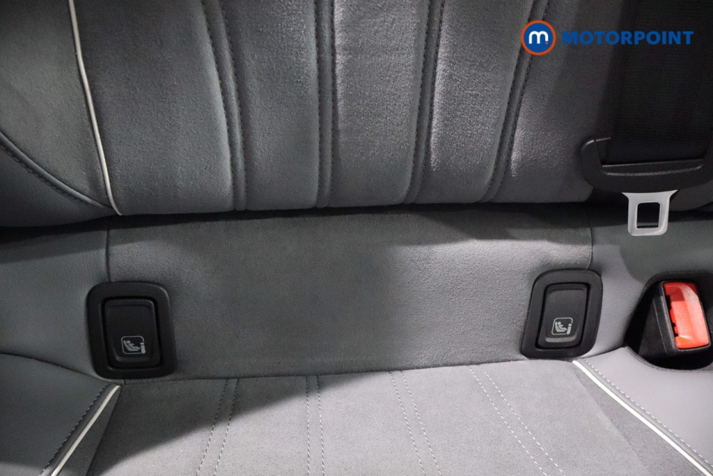 Volkswagen Passat Life Automatic Petrol Plug-In Hybrid Estate - Stock Number (1578157) - 26th supplementary image