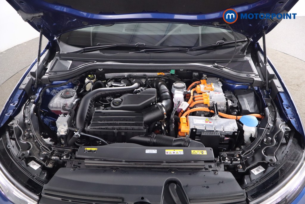 Volkswagen Passat Life Automatic Petrol Plug-In Hybrid Estate - Stock Number (1578157) - 32nd supplementary image