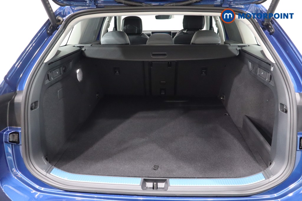 Volkswagen Passat Life Automatic Petrol Plug-In Hybrid Estate - Stock Number (1578157) - 41st supplementary image