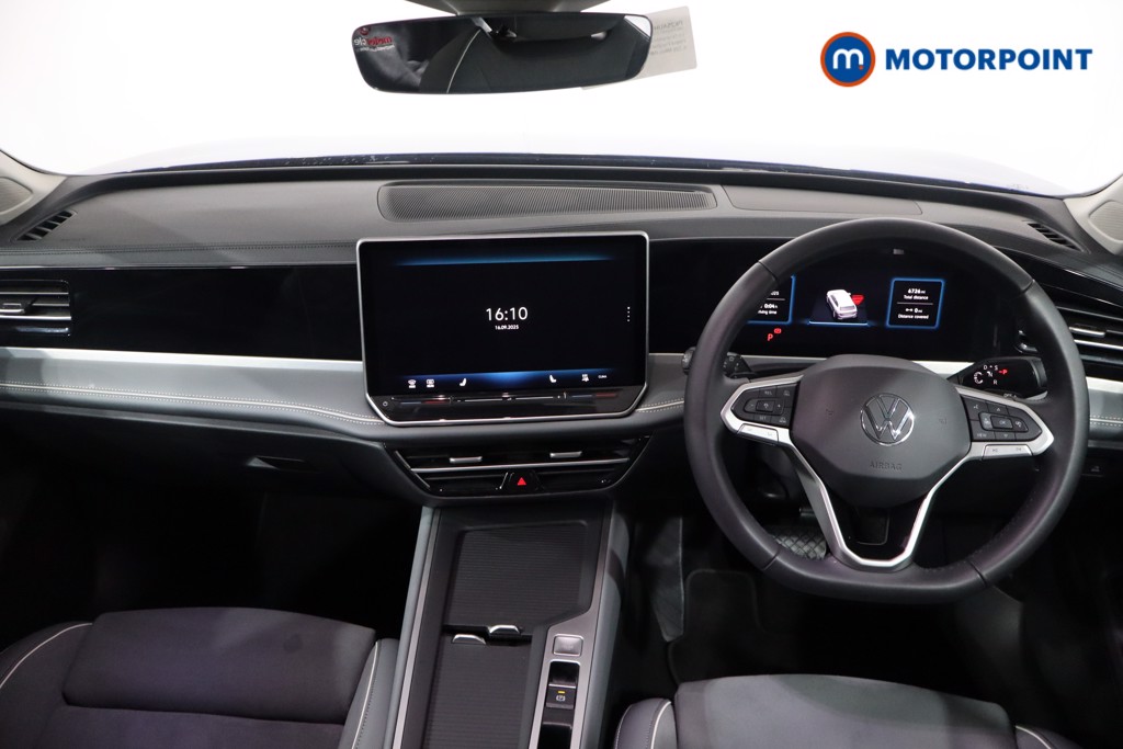 Volkswagen Passat Life Automatic Petrol Plug-In Hybrid Estate - Stock Number (1578157) - 1st supplementary image