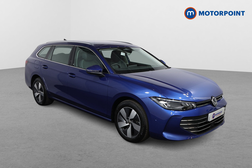 Volkswagen Passat Life Automatic Petrol Plug-In Hybrid Estate - Stock Number (1578157) - Drivers side front corner