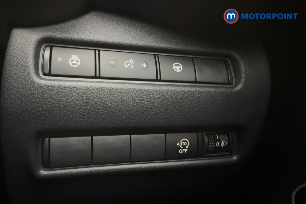 Nissan Juke Tekna Automatic Petrol SUV - Stock Number (1578230) - 17th supplementary image