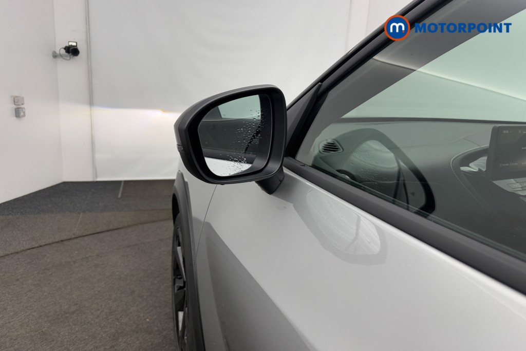 Nissan Juke Tekna Automatic Petrol SUV - Stock Number (1578230) - 30th supplementary image