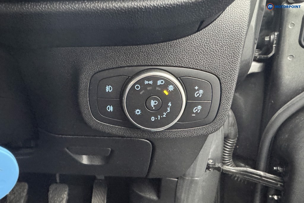 Ford Fiesta Zetec Manual Petrol Hatchback - Stock Number (1578711) - 15th supplementary image