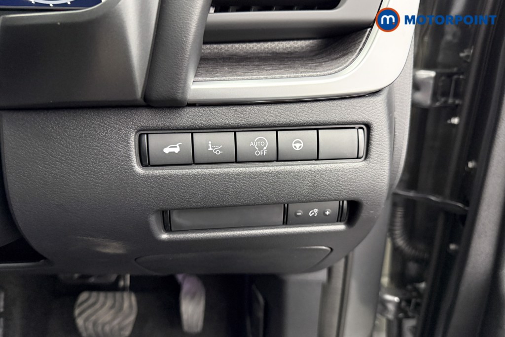 Nissan Qashqai Tekna Automatic Petrol SUV - Stock Number (1579119) - 15th supplementary image