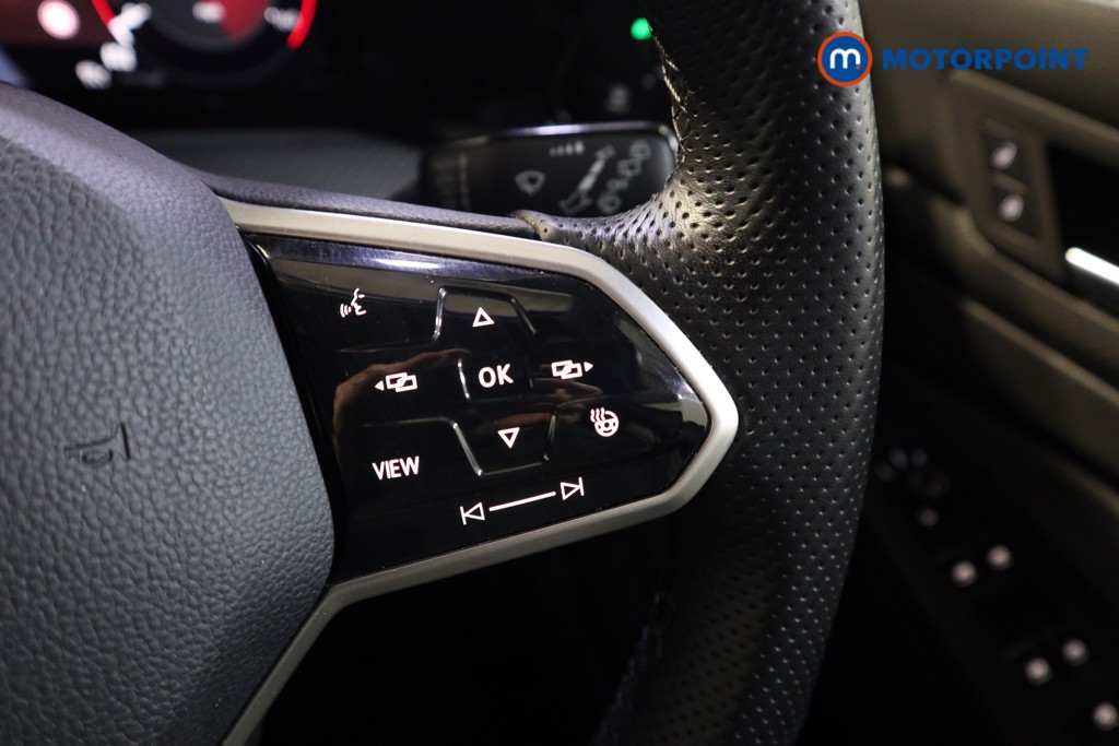 Volkswagen Golf R-Line Manual Petrol Hatchback - Stock Number (1579184) - 4th supplementary image