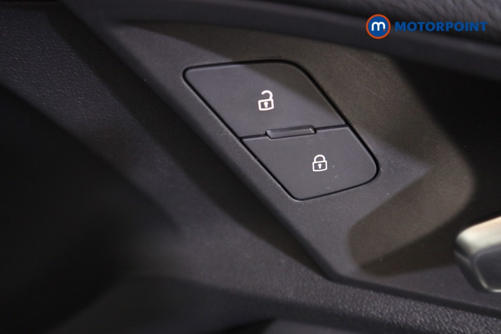 Audi A3 Sport Automatic Petrol Plug-In Hybrid Hatchback - Stock Number (1579187) - 9th supplementary image