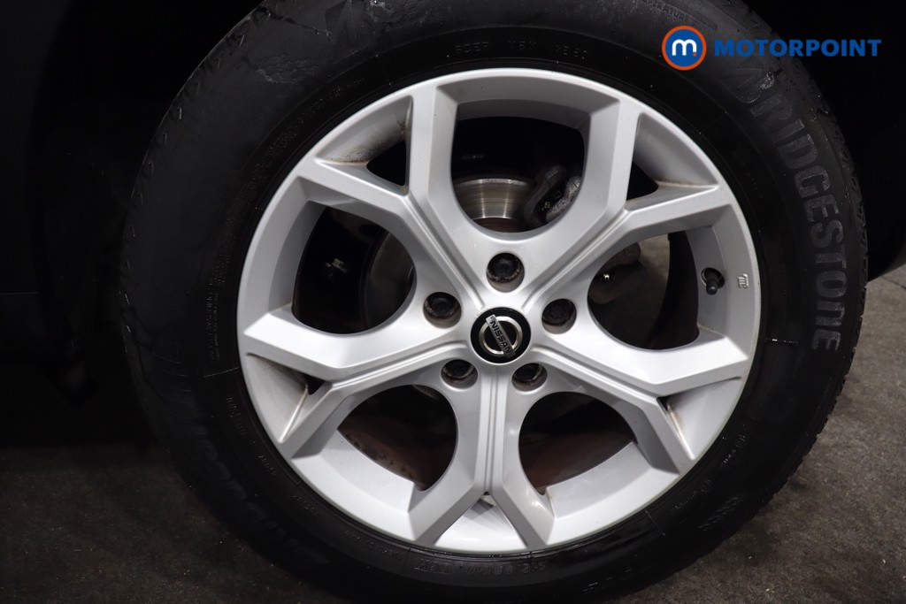 Nissan Juke N-Connecta Manual Petrol SUV - Stock Number (1579494) - 12th supplementary image