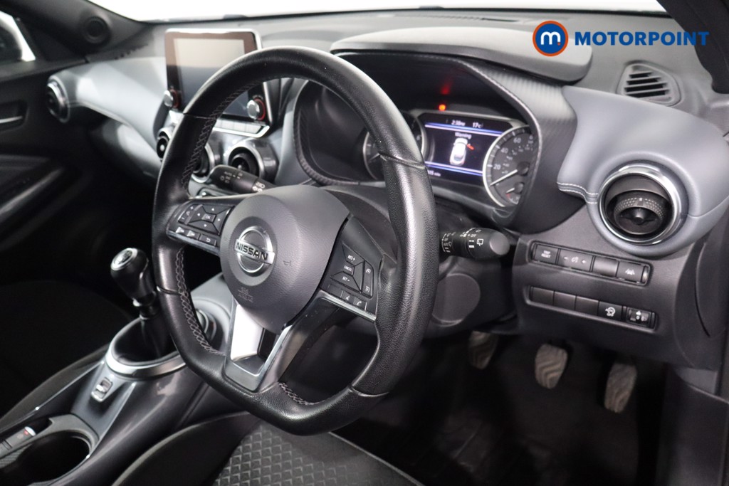 Nissan Juke N-Connecta Manual Petrol SUV - Stock Number (1579494) - 23rd supplementary image