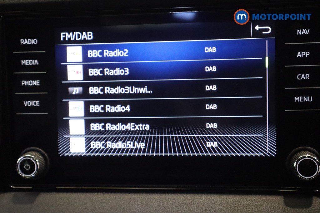 Skoda Karoq Sport Line Automatic Petrol SUV - Stock Number (1579941) - 22nd supplementary image