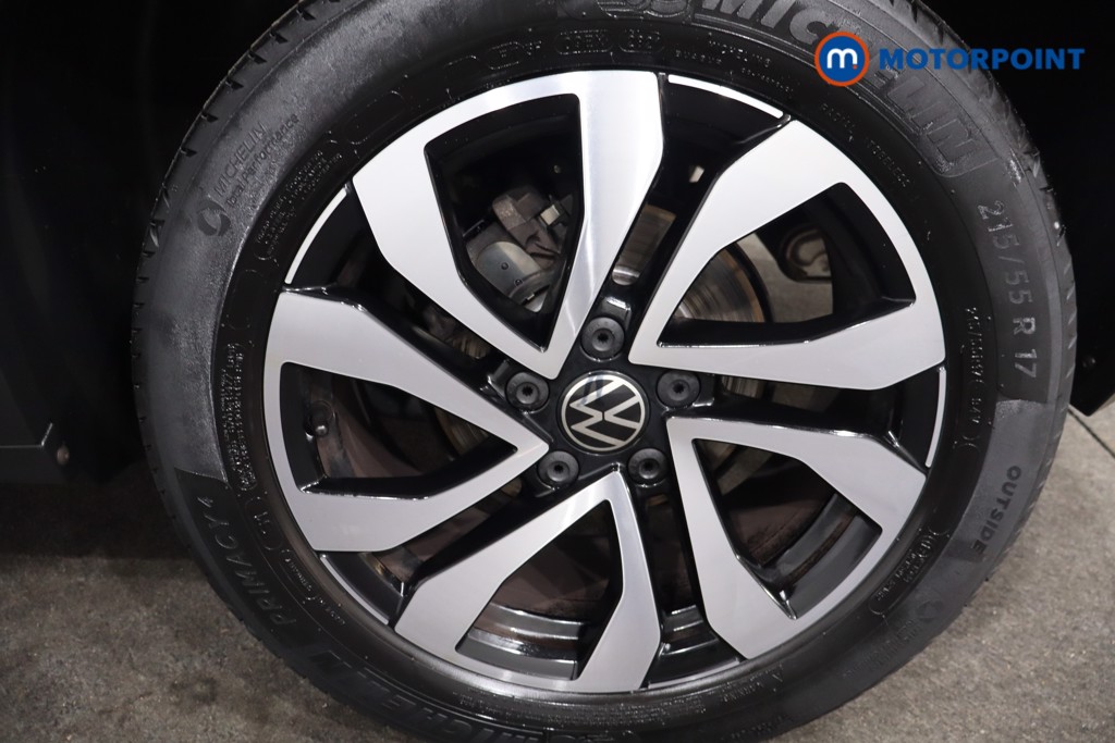 Volkswagen T-Roc Active Manual Petrol SUV - Stock Number (1579942) - 12th supplementary image