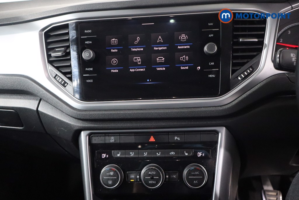 Volkswagen T-Roc Active Manual Petrol SUV - Stock Number (1579942) - 15th supplementary image