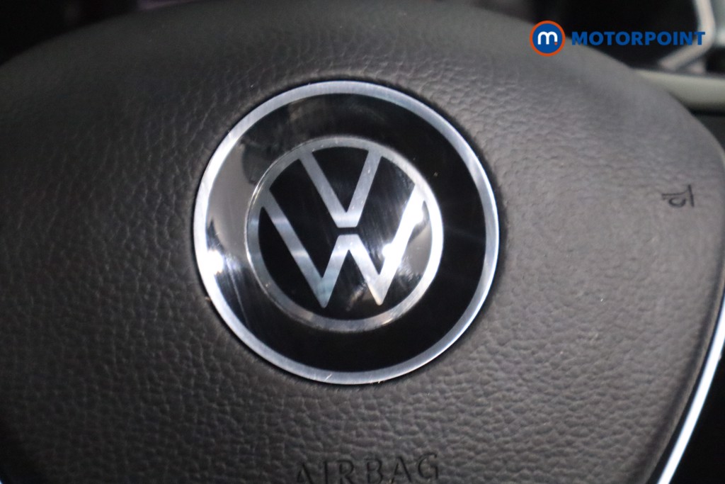 Volkswagen T-Roc Active Manual Petrol SUV - Stock Number (1579942) - 18th supplementary image