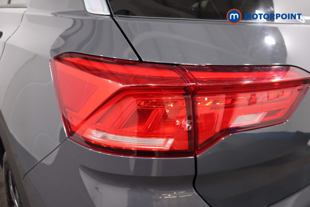 Volkswagen T-Roc Active Manual Petrol SUV - Stock Number (1579942) - 35th supplementary image