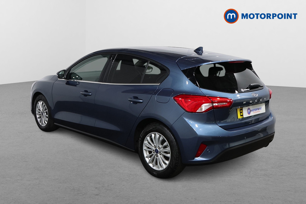 Ford Focus Titanium Manual Petrol Hatchback - Stock Number (1580145) - Passenger side rear corner
