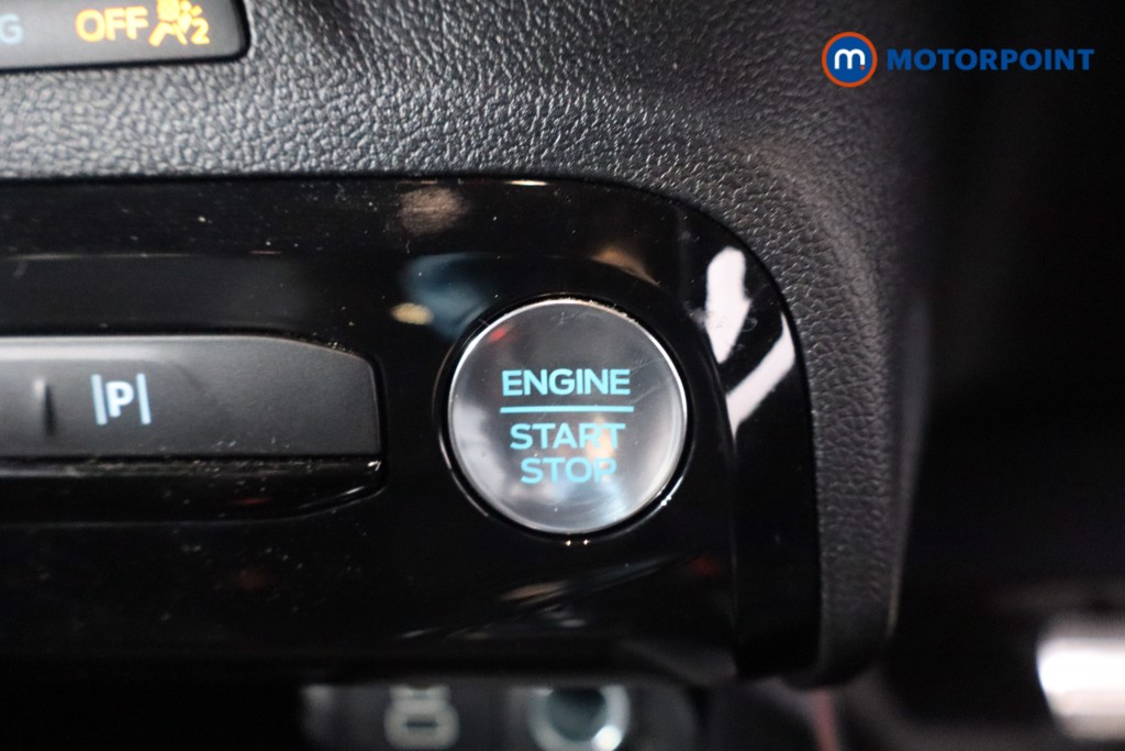 Ford Kuga St-Line X Automatic Petrol-Electric Hybrid SUV - Stock Number (1580247) - 13th supplementary image