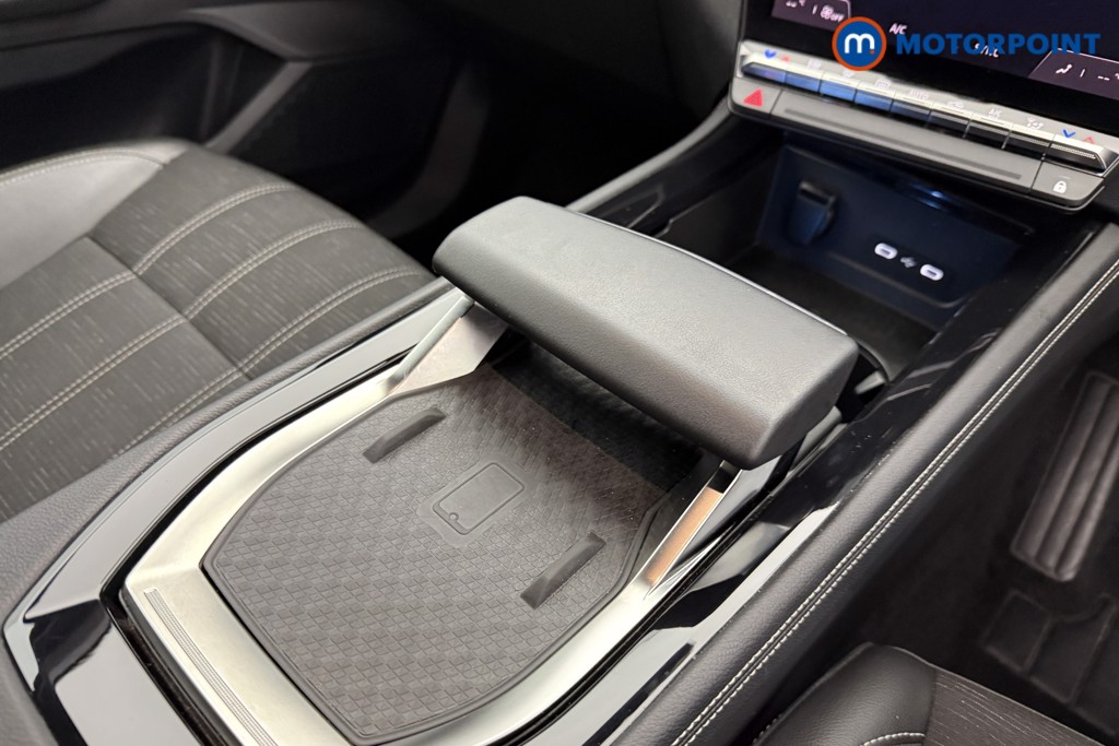 Renault Austral Techno Automatic Petrol-Electric Hybrid SUV - Stock Number (1580261) - 10th supplementary image