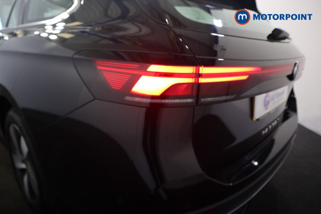 Volkswagen Passat Life Automatic Petrol Plug-In Hybrid Estate - Stock Number (1580439) - 21st supplementary image