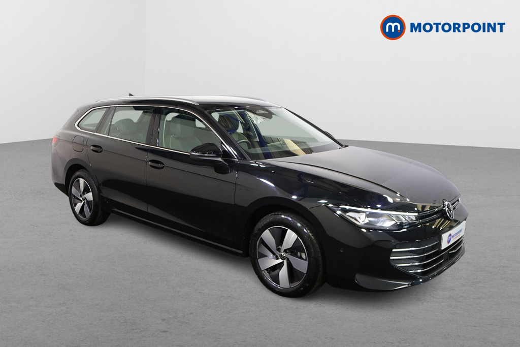 Volkswagen Passat Life Automatic Petrol Plug-In Hybrid Estate - Stock Number (1580439) - Drivers side front corner