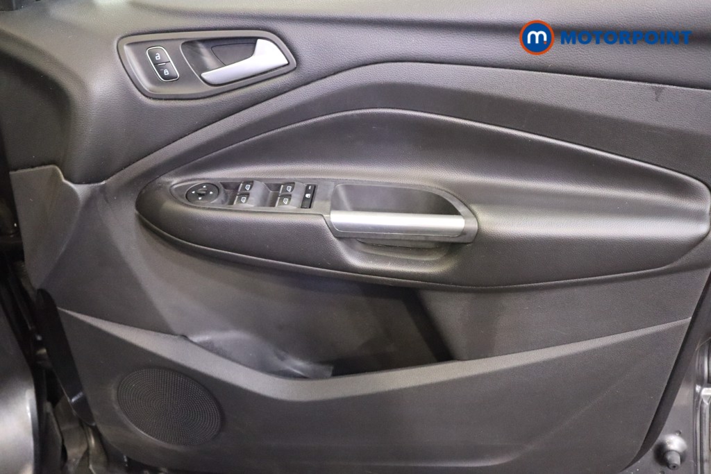 Ford Kuga Zetec Manual Petrol SUV - Stock Number (1580611) - 13th supplementary image
