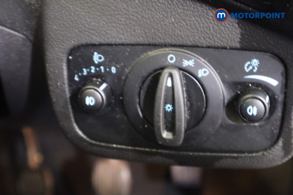 Ford Kuga Zetec Manual Petrol SUV - Stock Number (1580611) - 16th supplementary image