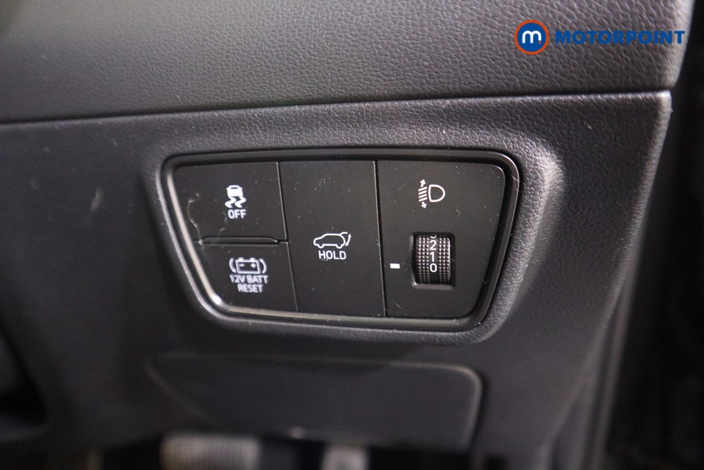 Hyundai Tucson Ultimate Automatic Petrol-Electric Hybrid SUV - Stock Number (1580969) - 9th supplementary image