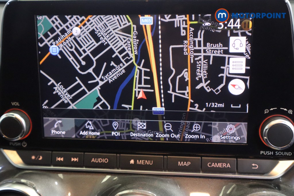 Nissan Juke N-Connecta Manual Petrol SUV - Stock Number (1581162) - 2nd supplementary image