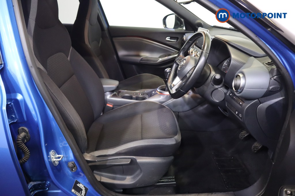 Nissan Juke N-Connecta Manual Petrol SUV - Stock Number (1581162) - 6th supplementary image