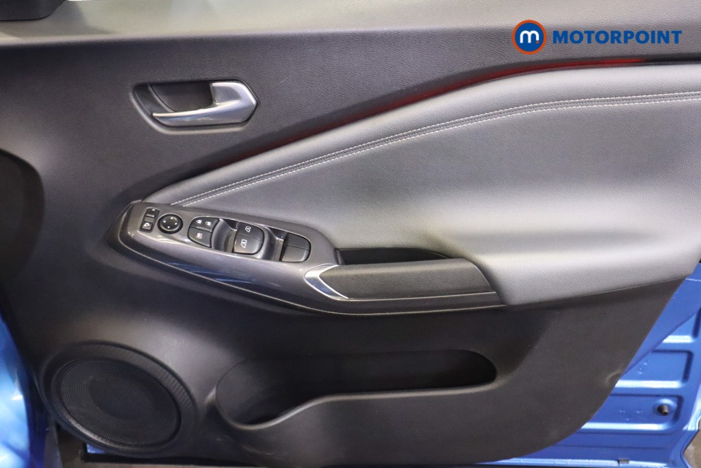 Nissan Juke N-Connecta Manual Petrol SUV - Stock Number (1581162) - 13th supplementary image