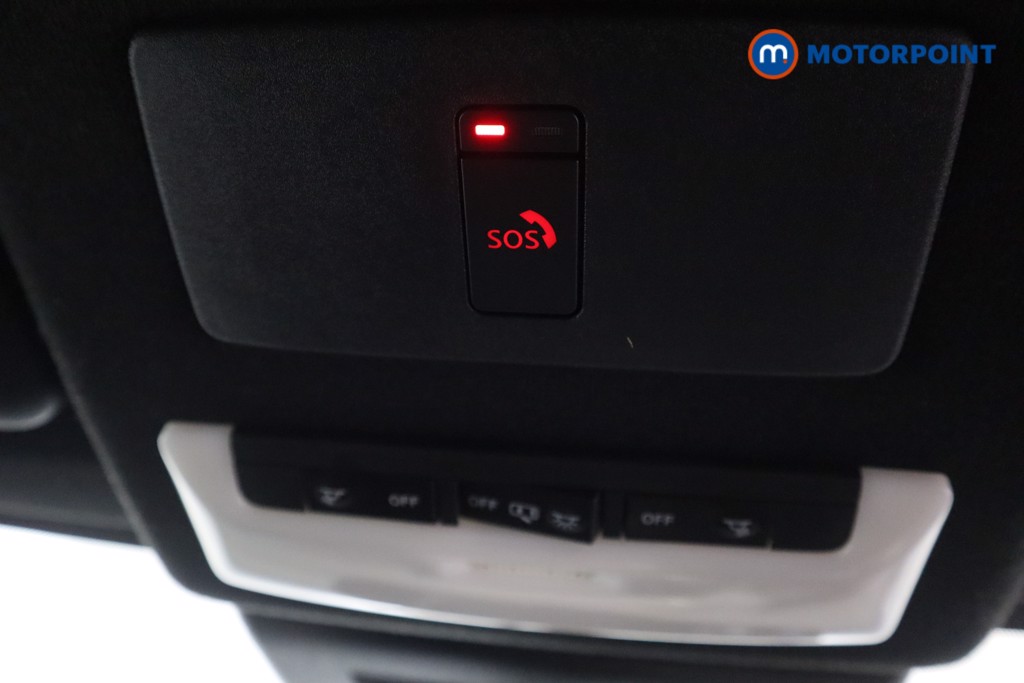 Nissan Juke N-Connecta Manual Petrol SUV - Stock Number (1581162) - 23rd supplementary image