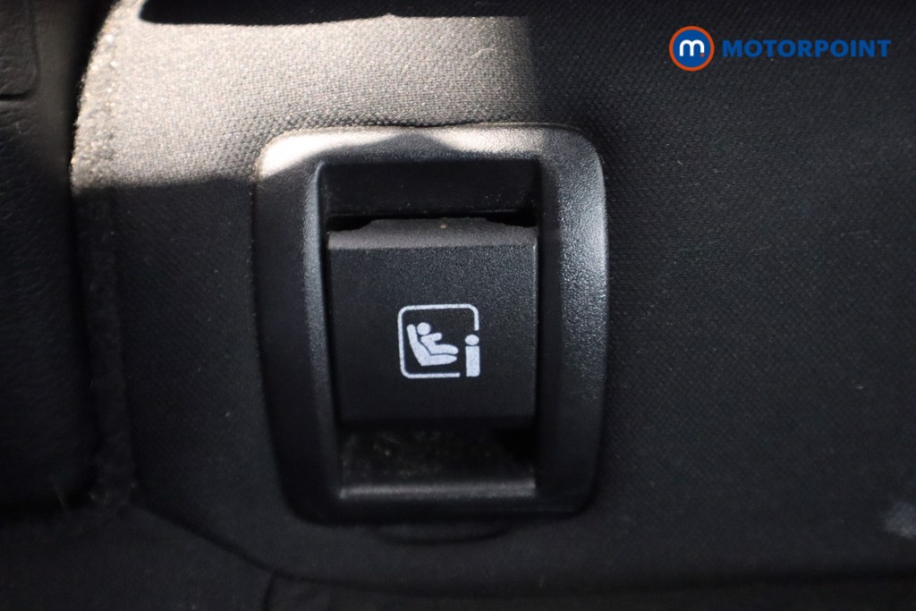 Nissan Juke N-Connecta Manual Petrol SUV - Stock Number (1581162) - 25th supplementary image