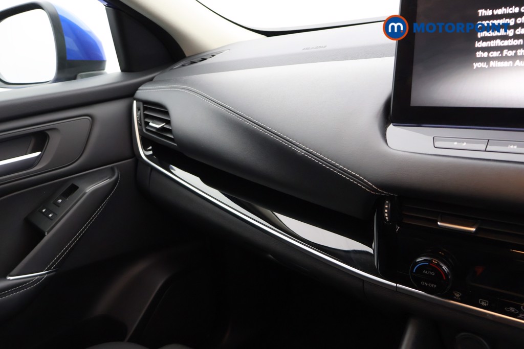 Nissan Qashqai N-Connecta Automatic Petrol-Electric Hybrid SUV - Stock Number (1581256) - 6th supplementary image