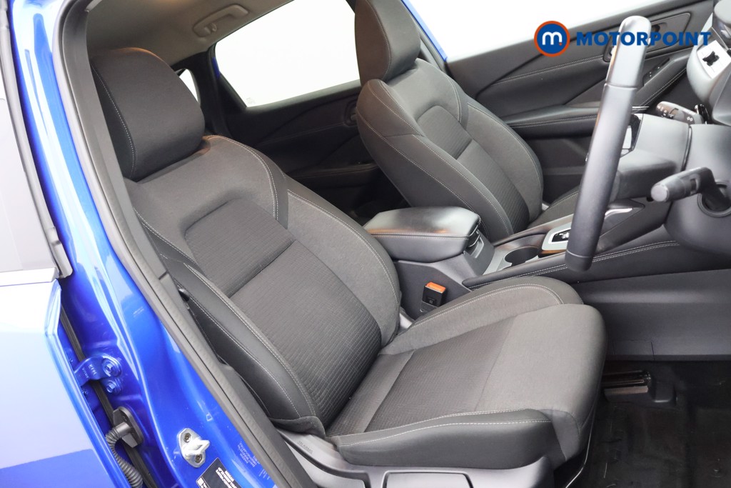 Nissan Qashqai N-Connecta Automatic Petrol-Electric Hybrid SUV - Stock Number (1581256) - 9th supplementary image