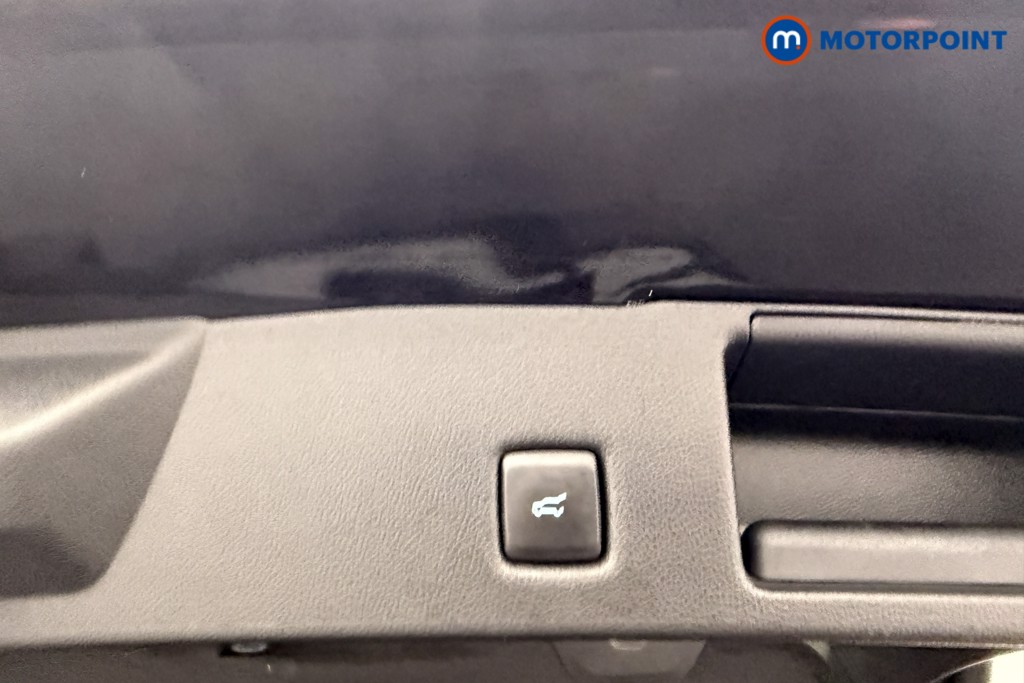 Ford Kuga St-Line Automatic Petrol-Electric Hybrid SUV - Stock Number (1561325) - 23rd supplementary image