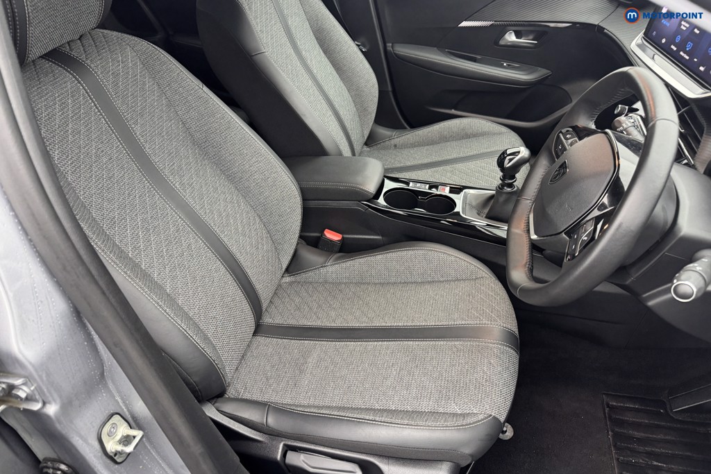 Peugeot 208 Allure Manual Petrol Hatchback - Stock Number (1565886) - 5th supplementary image