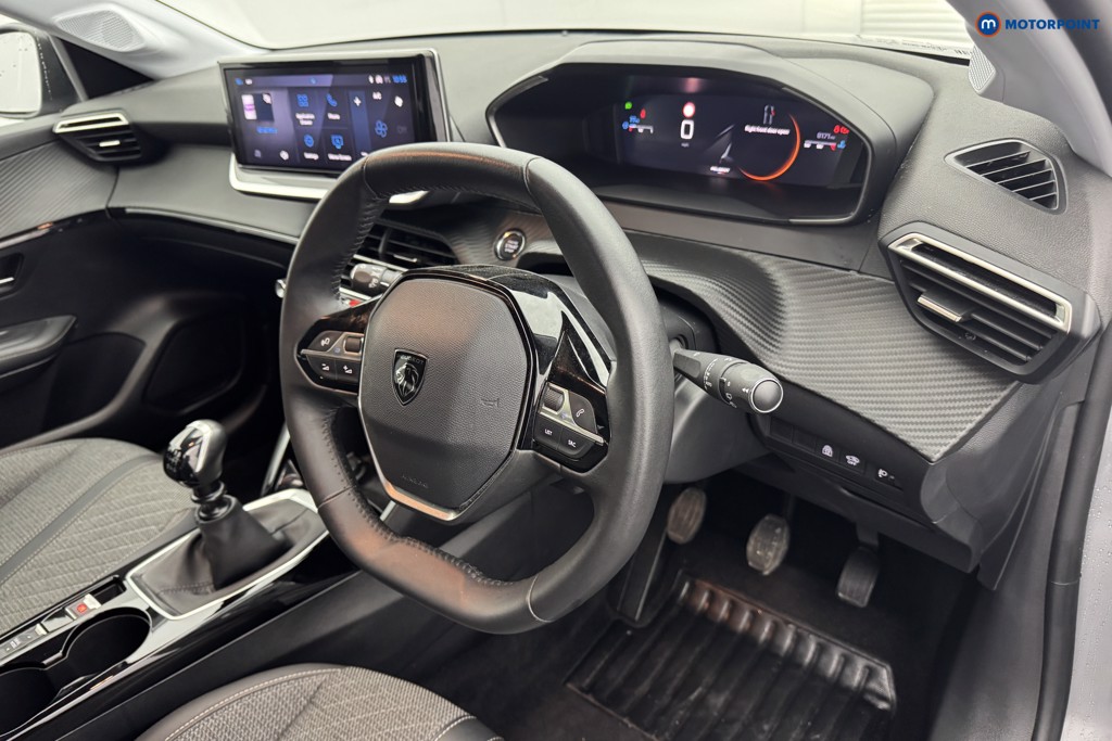 Peugeot 208 Allure Manual Petrol Hatchback - Stock Number (1565886) - 7th supplementary image
