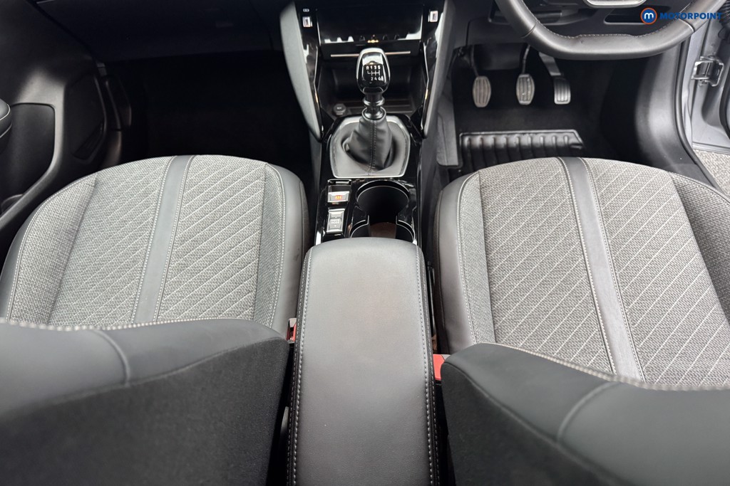 Peugeot 208 Allure Manual Petrol Hatchback - Stock Number (1565886) - 10th supplementary image