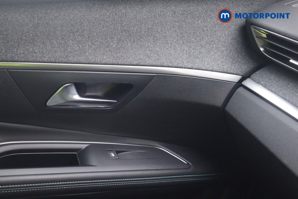 Peugeot 5008 Allure Premium-Plus Automatic Diesel SUV - Stock Number (1566029) - 11th supplementary image