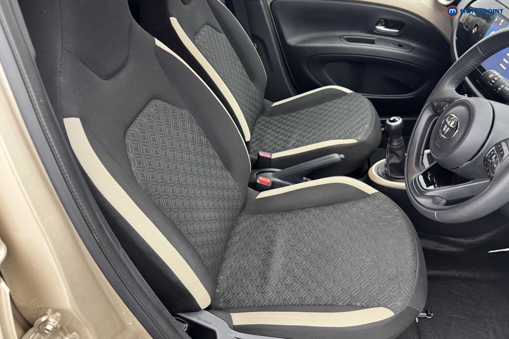 Toyota Aygo X Edge Manual Petrol Hatchback - Stock Number (1566565) - 5th supplementary image