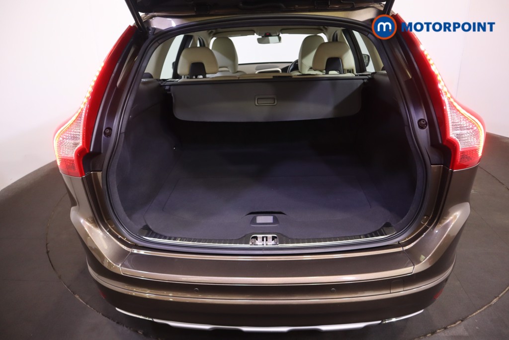 Volvo Xc60 Se Nav Automatic Diesel SUV - Stock Number (1568001) - 8th supplementary image