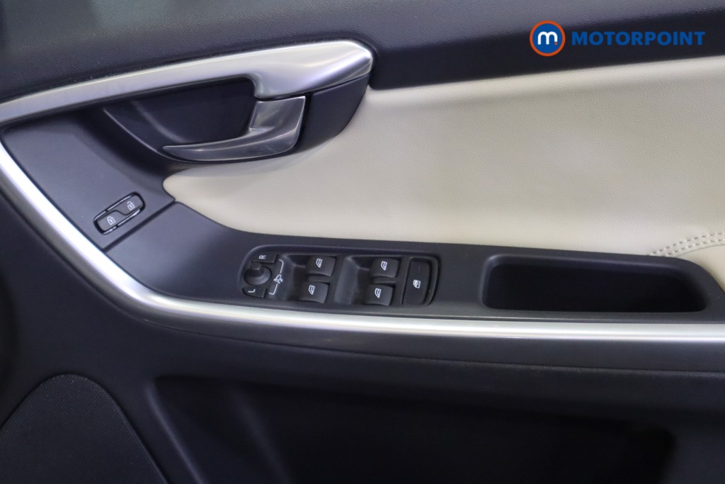 Volvo Xc60 Se Nav Automatic Diesel SUV - Stock Number (1568001) - 14th supplementary image