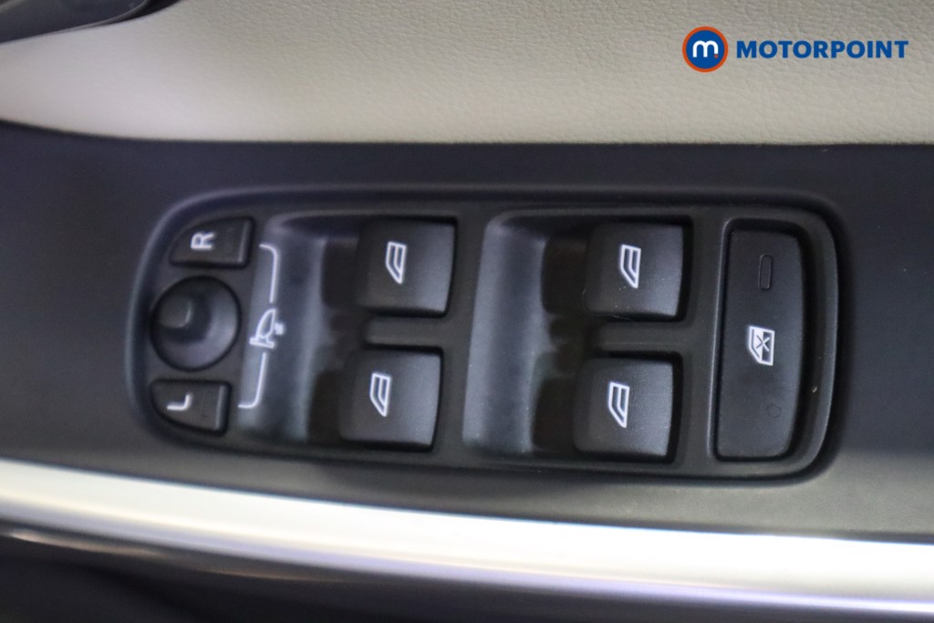 Volvo Xc60 Se Nav Automatic Diesel SUV - Stock Number (1568001) - 15th supplementary image