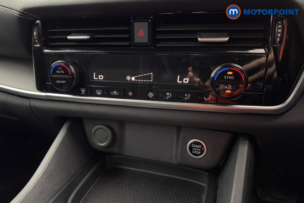 Nissan Qashqai Acenta Premium Automatic Petrol SUV - Stock Number (1568020) - 12th supplementary image