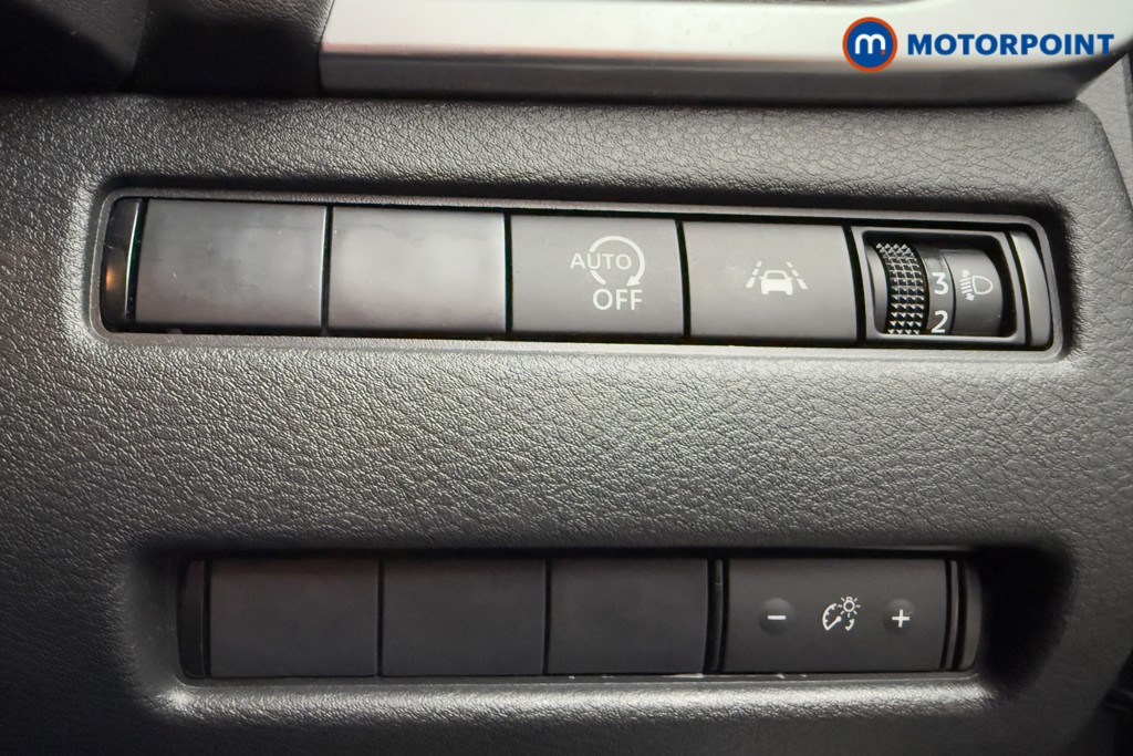 Nissan Qashqai Acenta Premium Automatic Petrol SUV - Stock Number (1568020) - 16th supplementary image