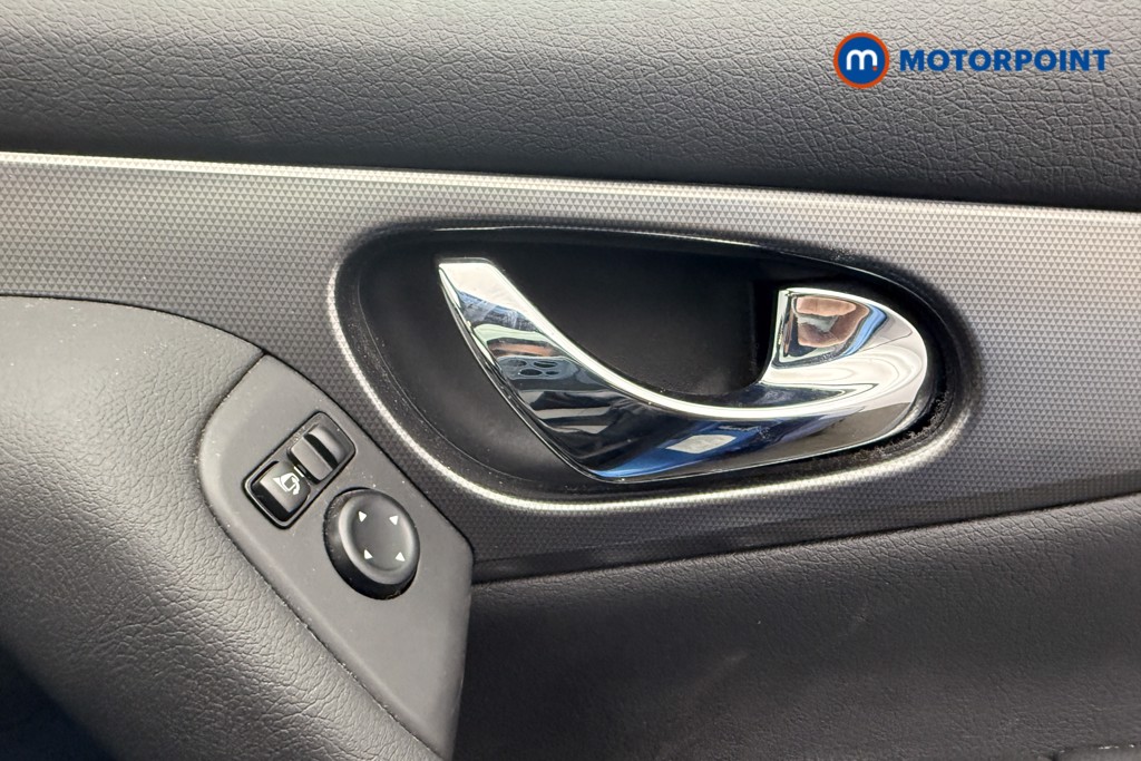 Nissan Qashqai Tekna Automatic Petrol SUV - Stock Number (1568753) - 15th supplementary image