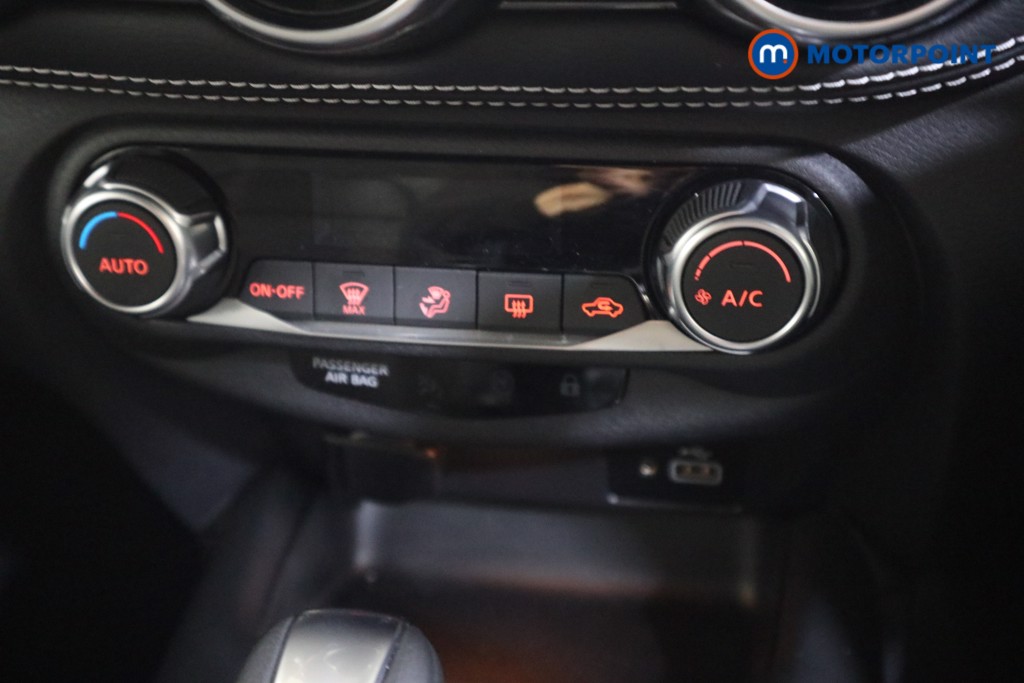 Nissan Juke N-Connecta Automatic Petrol-Electric Hybrid SUV - Stock Number (1569318) - 7th supplementary image