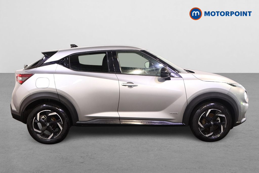 Nissan Juke N-Connecta Automatic Petrol-Electric Hybrid SUV - Stock Number (1569318) - Drivers side