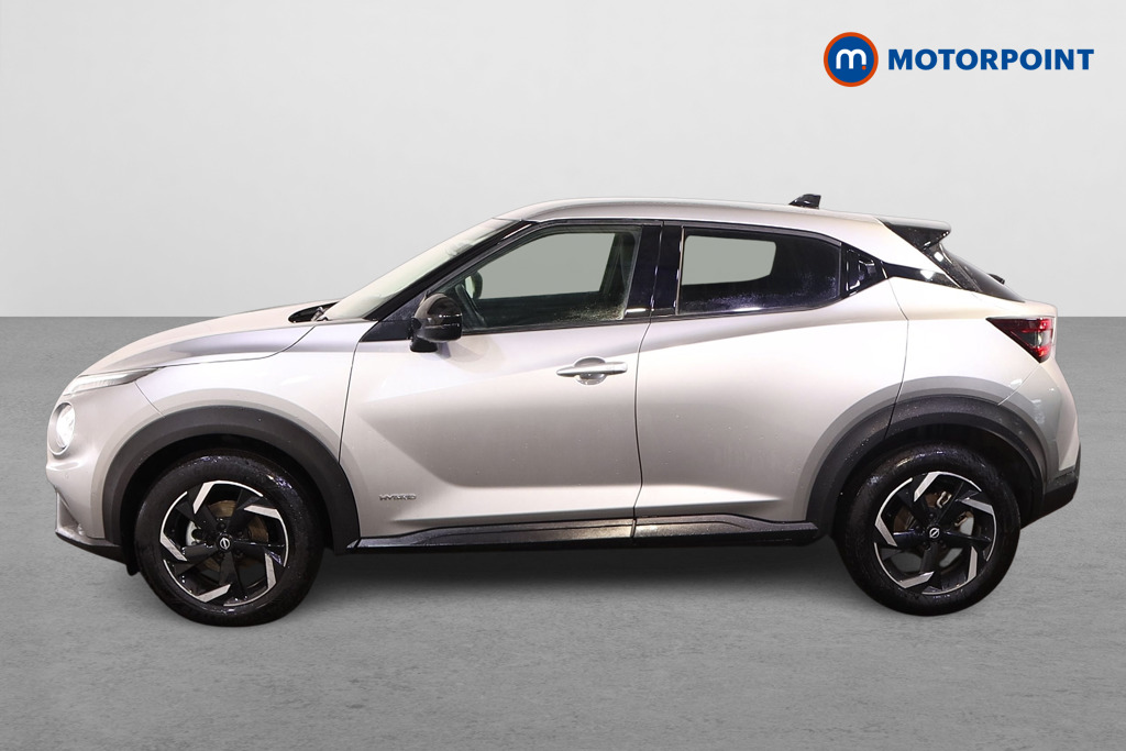 Nissan Juke N-Connecta Automatic Petrol-Electric Hybrid SUV - Stock Number (1569318) - Passenger side